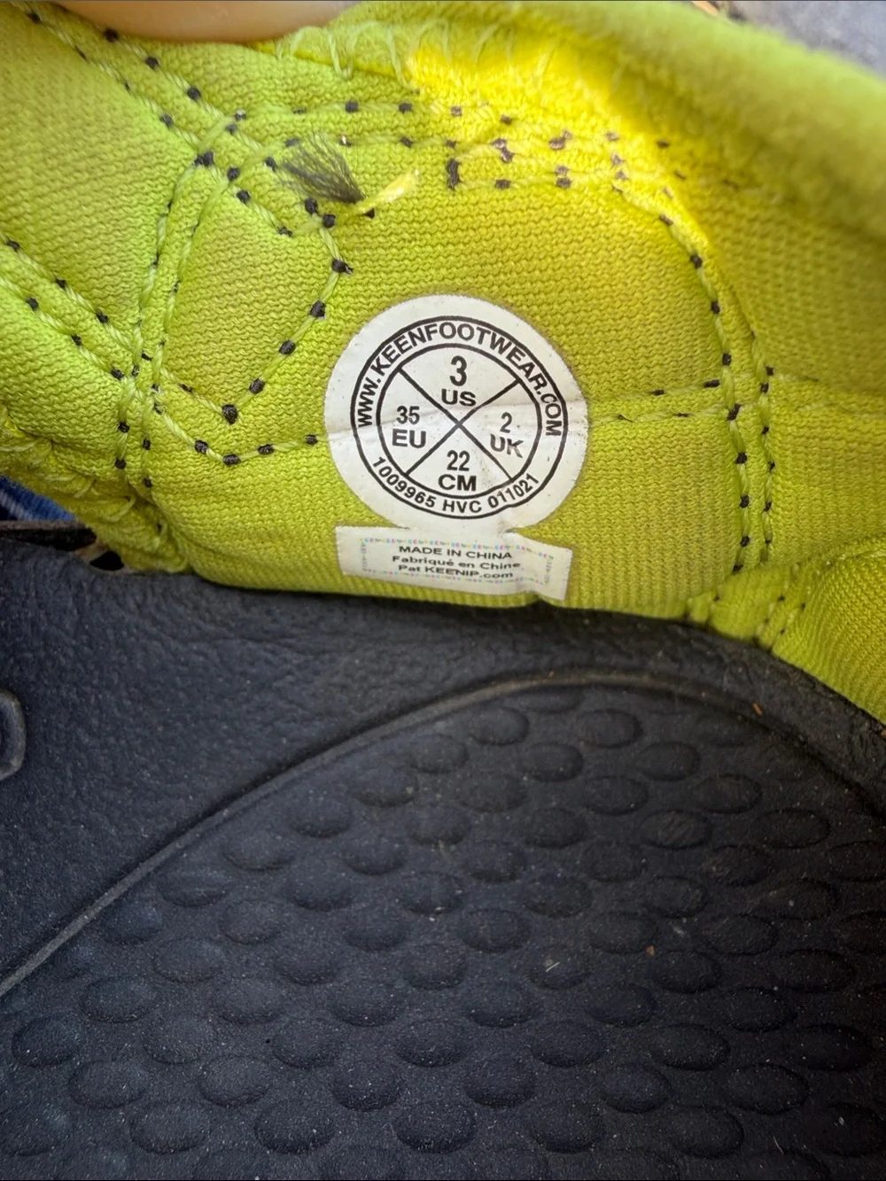 Keen Kids Closed-Toe Sport Sandals in Black & Lime